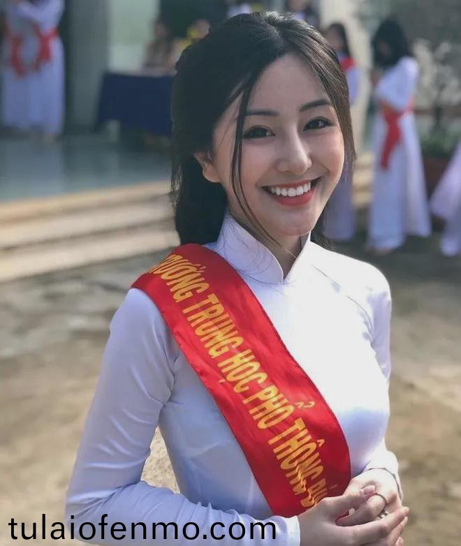 亚洲伊人久久大香线蕉结合