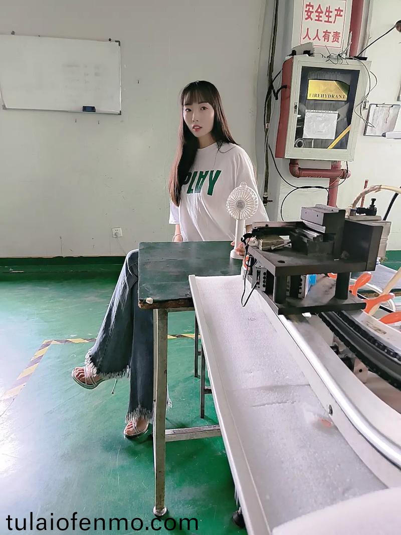 一级毛片亚洲特黄